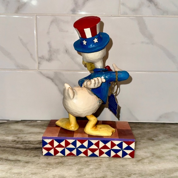 Jim Shore Disney PATRIOTIC DONALD DUCK Yankee Doodle Duck Figure 4th of July NEW - Picture 3 of 9